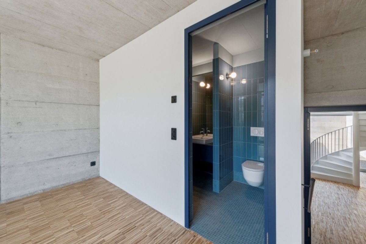 Luxuriöses Townhouse-Wohnen mit atemberaubendem Atrium und modernem Design - 8