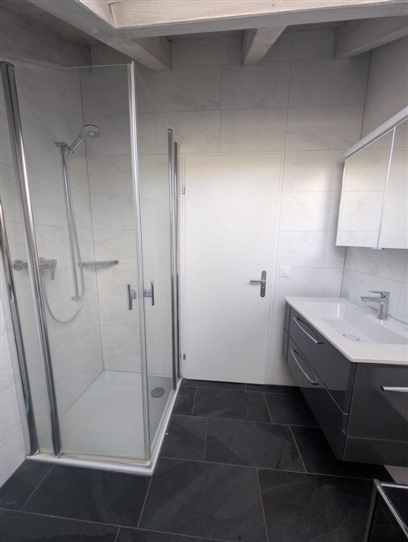2½ ZIMMER-MAISONETTEWOHNUNG IN UNTERÄGERI (ZG), MÖBLIERT, TEMPORÄR - 6
