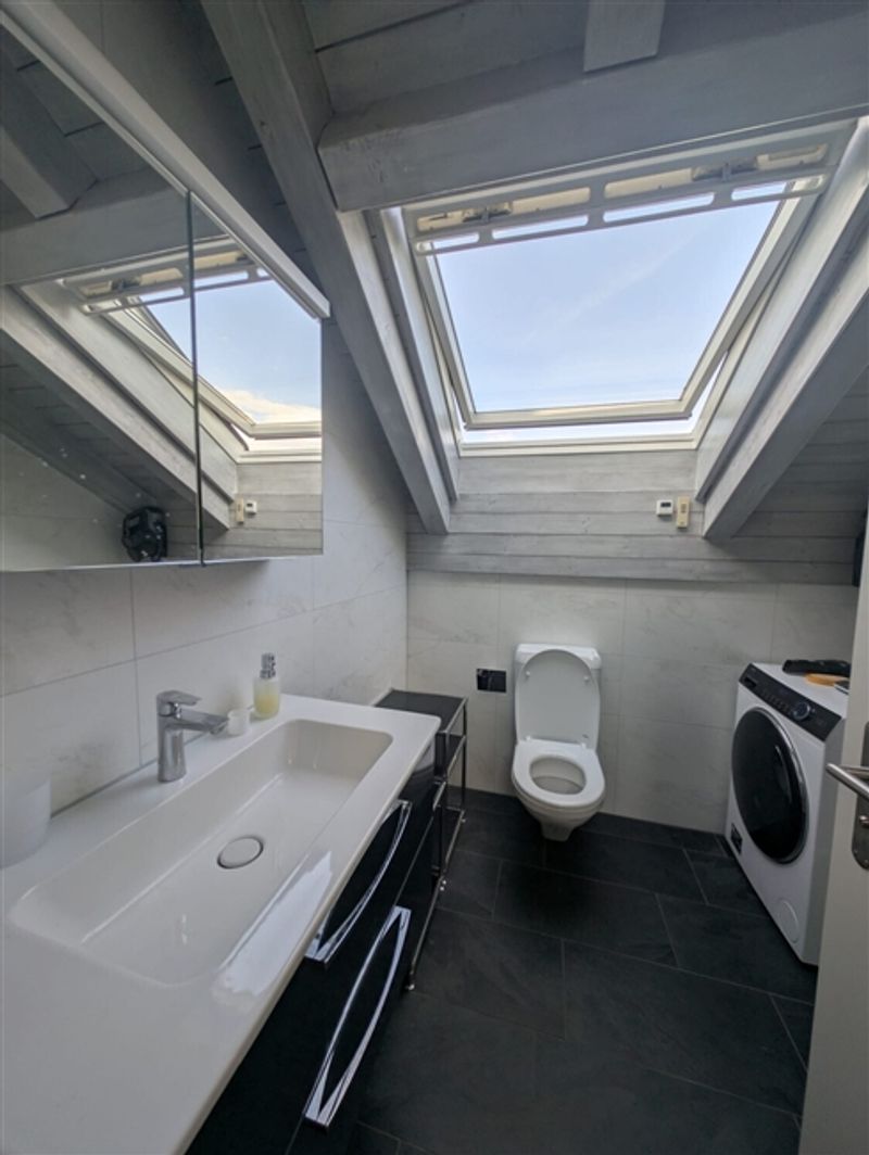 2½ ZIMMER-MAISONETTEWOHNUNG IN UNTERÄGERI (ZG), MÖBLIERT, TEMPORÄR - 7