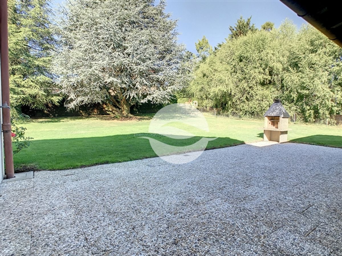 Einfamilienhaus mit wunderschönem Baumbestand im Garten - 3