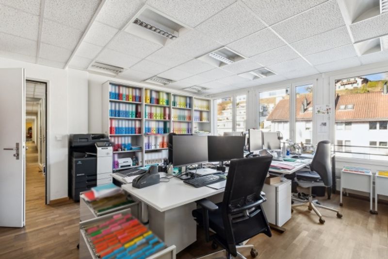 Attraktibe Büro-, Therapie oder Dienstleistungsfläche - 3