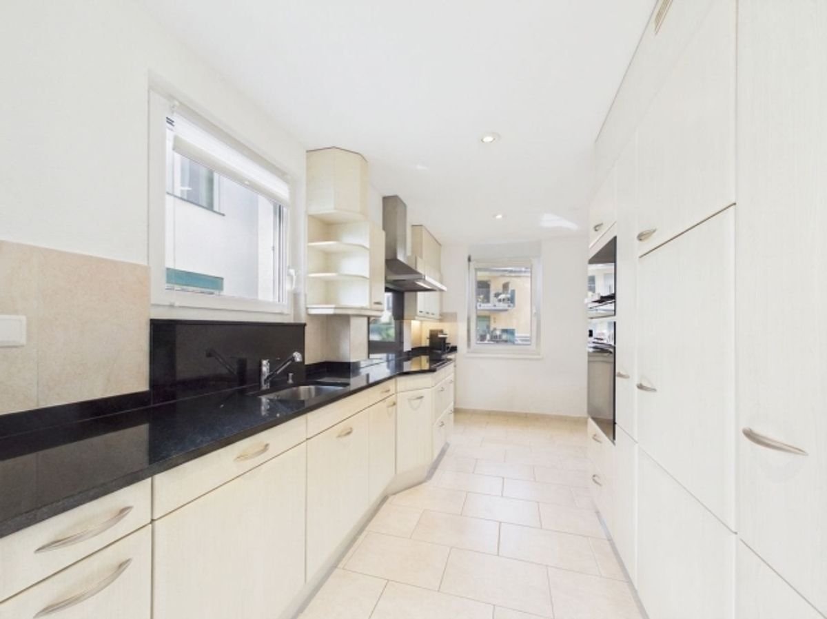 4.5-Zimmer-Wohnung mit grosser Terrasse in Winkel mieten - 2