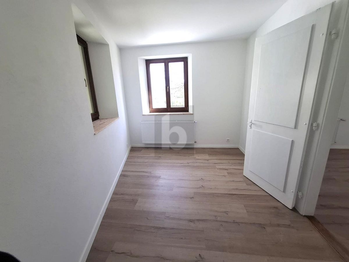 DANS LE JURA, COSY, MODERNE - 2