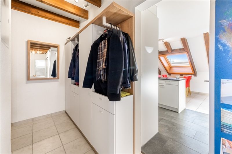 Gemütliche 4.5-Zimmer Dachwohnung mit viel Charme - 3
