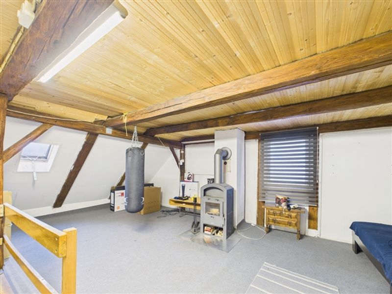 Charmantes 5.5-Zimmer-Reihenhaus mit viel Platz für die Familie - 8