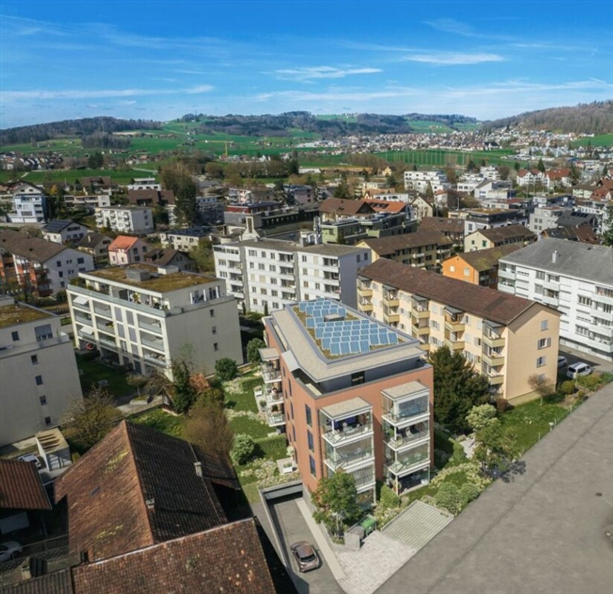 Motorrad-Parkplätze, verfügbar ab Herbst 2026 - 1