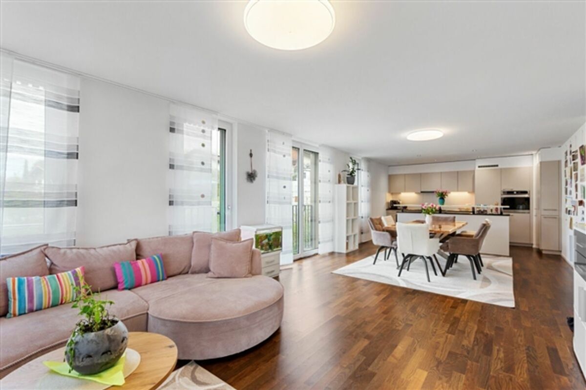 Moderne 4.5-Zimmerwohnung mit Alpenblick - 4