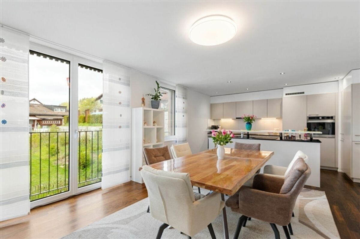 Moderne 4.5-Zimmerwohnung mit Alpenblick - 3