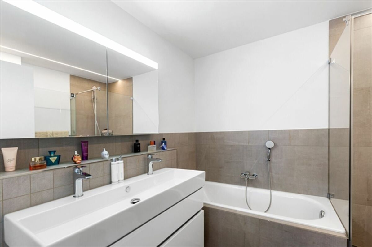 Moderne 4.5-Zimmerwohnung mit Alpenblick - 11