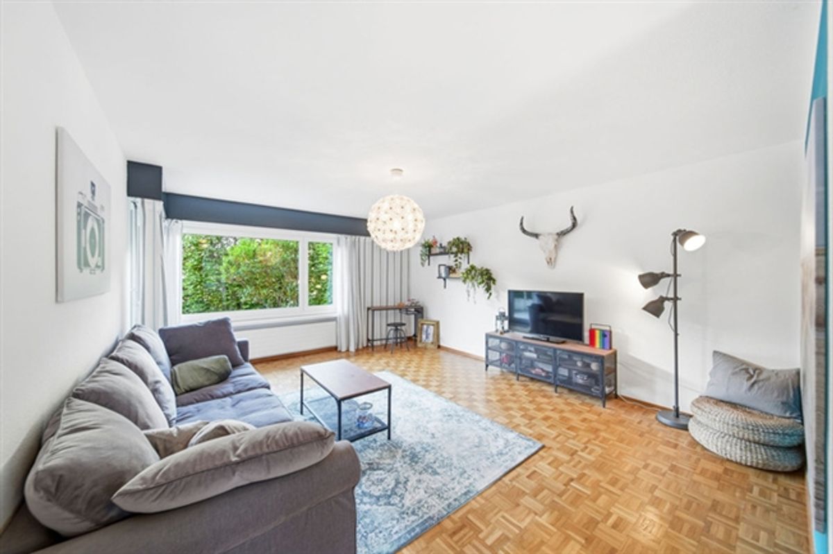 A1 LAGE IM PARTERRE - 2.5 ZIMMER WOHNUNG IN WÜRENLOS - 0