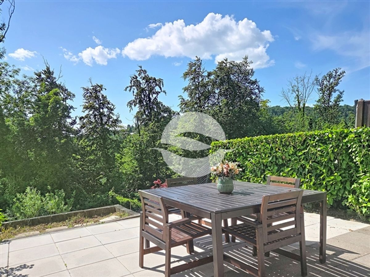 Charmante Villa mit Garten und schöner Aussicht - 1