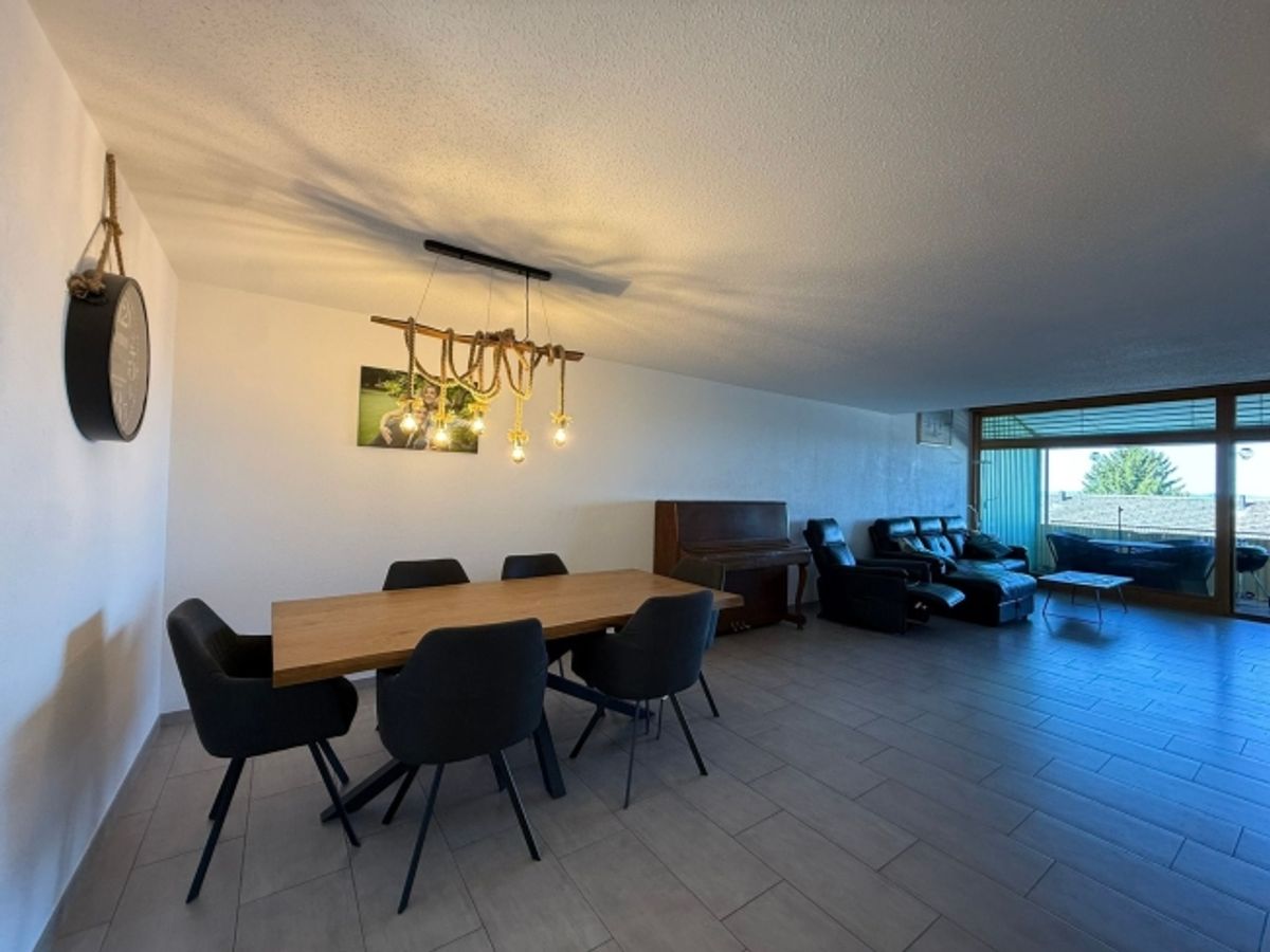 5.5-Zimmer Reihenhaus mit Weitsicht in Bellikon - 3