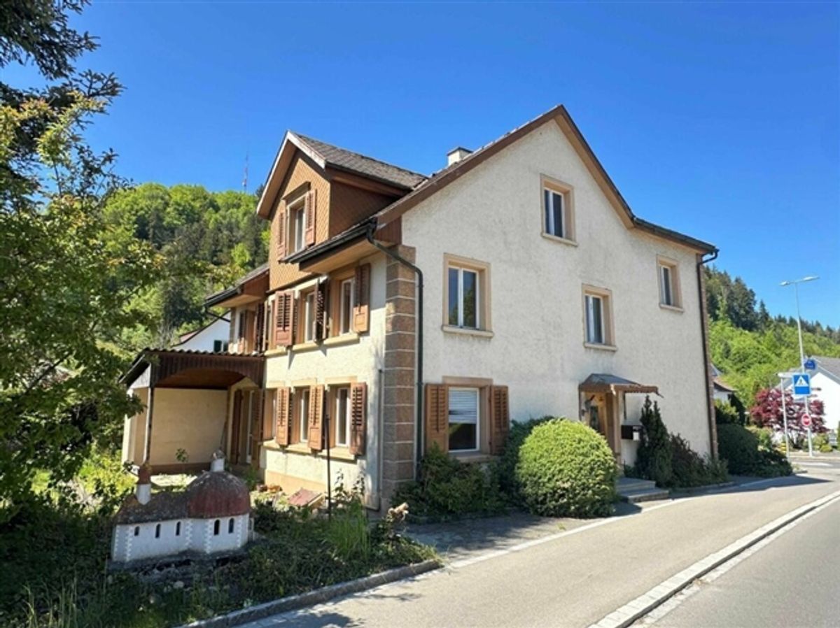 Historisches 6-Zimmer-Einfamilienhaus mit Ausbaupotenzial in Oberwangen - 0