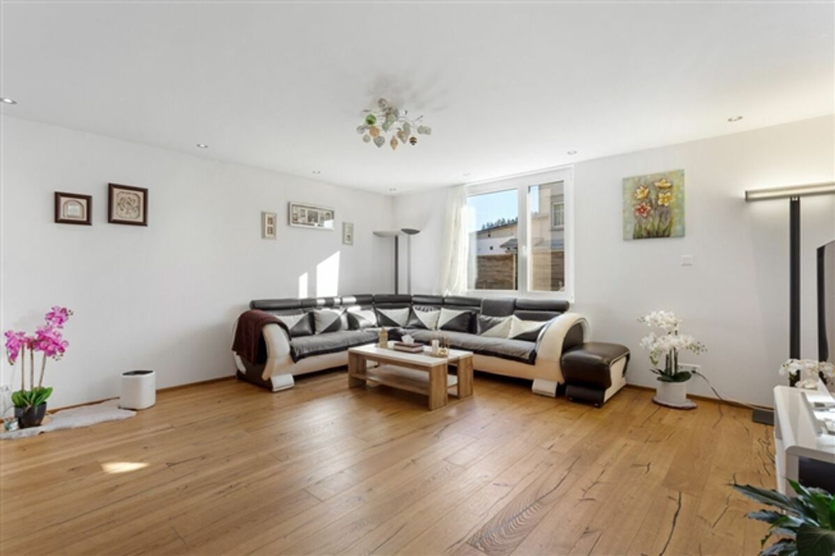 5.5-Zimmer-Gartenwohnung - modern, komfortabel und zum Wohlfühlen - 3