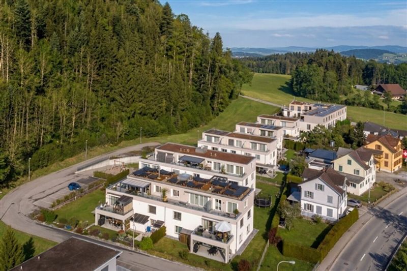 5.5-Zimmer-Gartenwohnung - modern, komfortabel und zum Wohlfühlen - 10