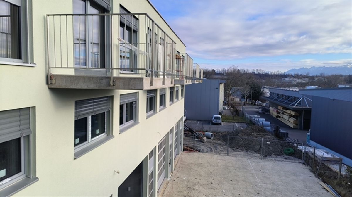 Verwaltungsfläche mit Balkon – 2. Stock – Neubauprojekt - 3