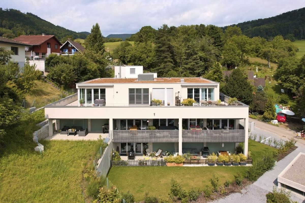 2.5-Zimmer-Attikawohnung in Erlinsbach - 0