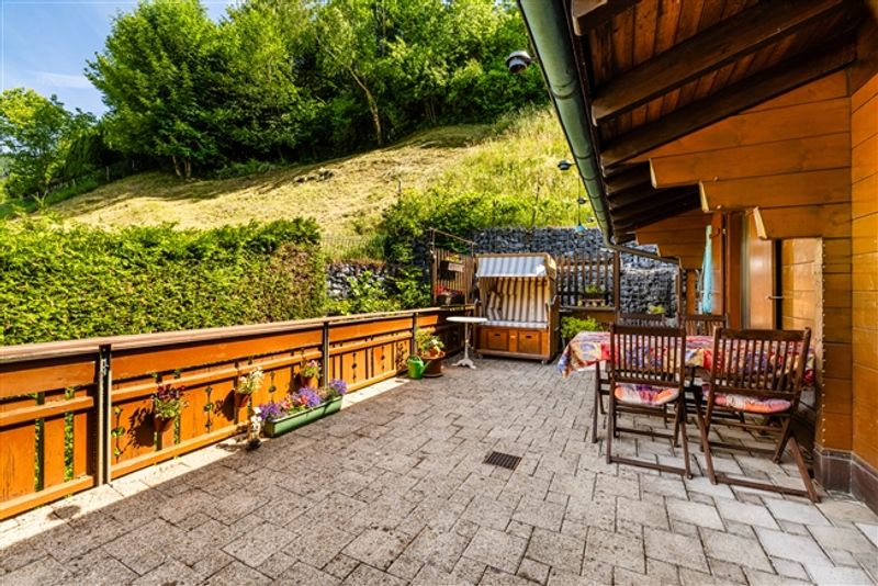 Rückzugsort im Grünen – Charmantes Chalet mit viel Umschwung - 4