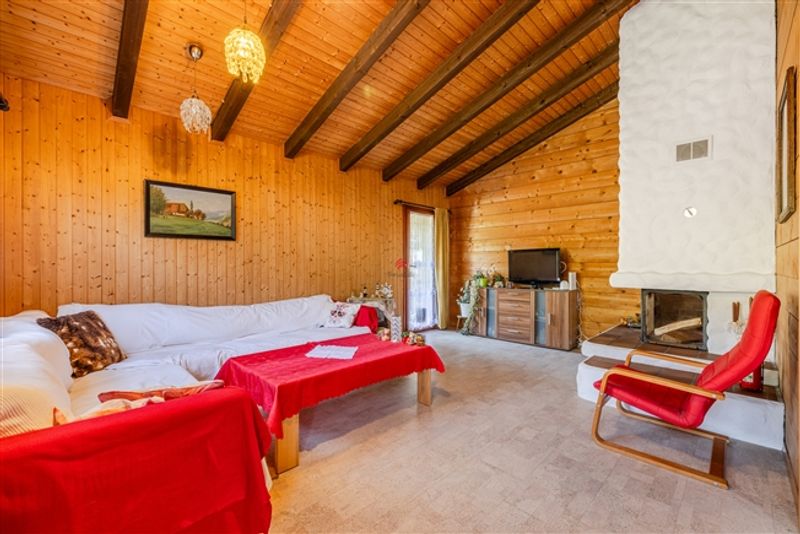 Rückzugsort im Grünen – Charmantes Chalet mit viel Umschwung - 5