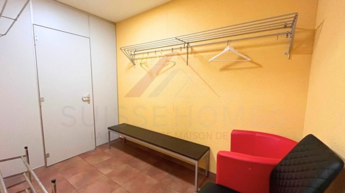 Opportunité rare à Courtételle - Local commercial Minergie de 157 m² - 12