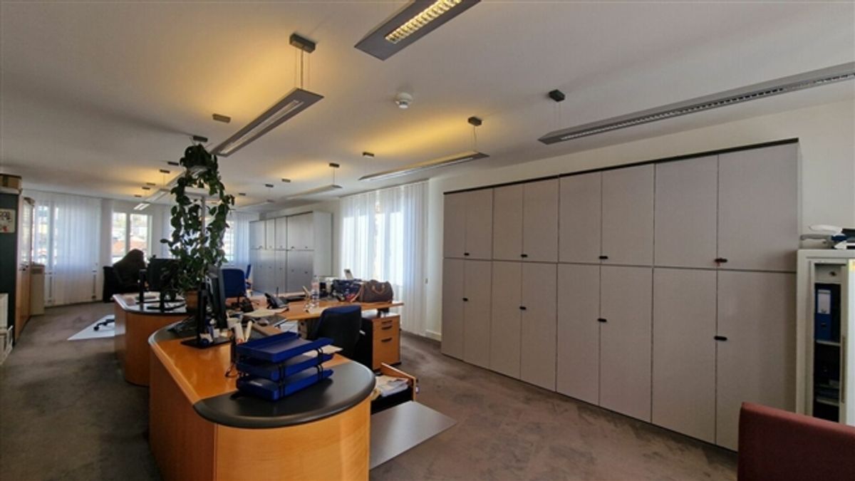 Belle surface administrative de 354m² au coeur de Lausanne Place Saint-François ! - 4