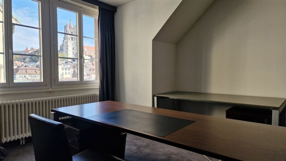 Belle surface administrative de 354m² au coeur de Lausanne Place Saint-François ! - 10