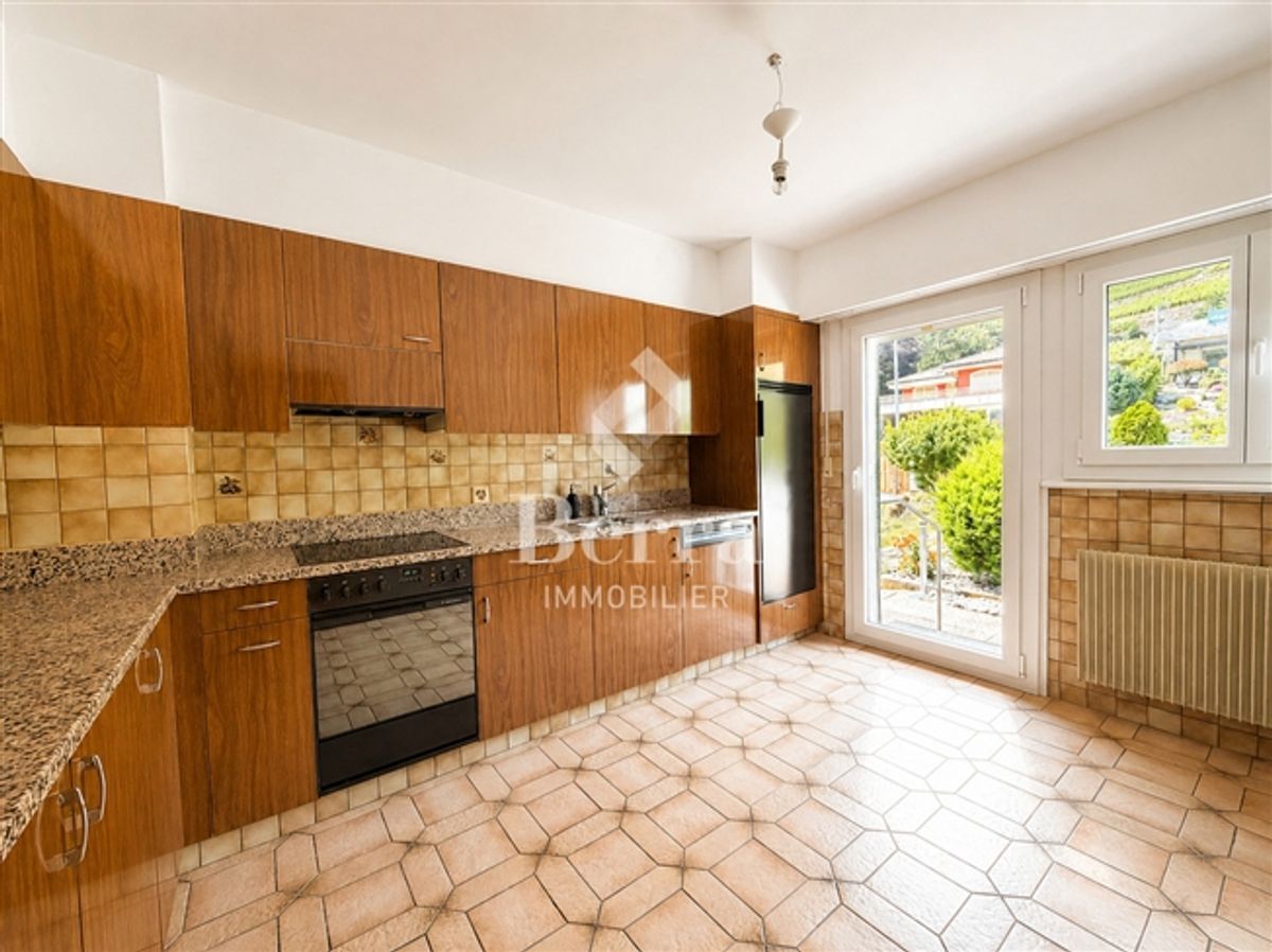 Freistehende Villa mit Garten, Terrasse, Garage und gutem Potenzial. - 6