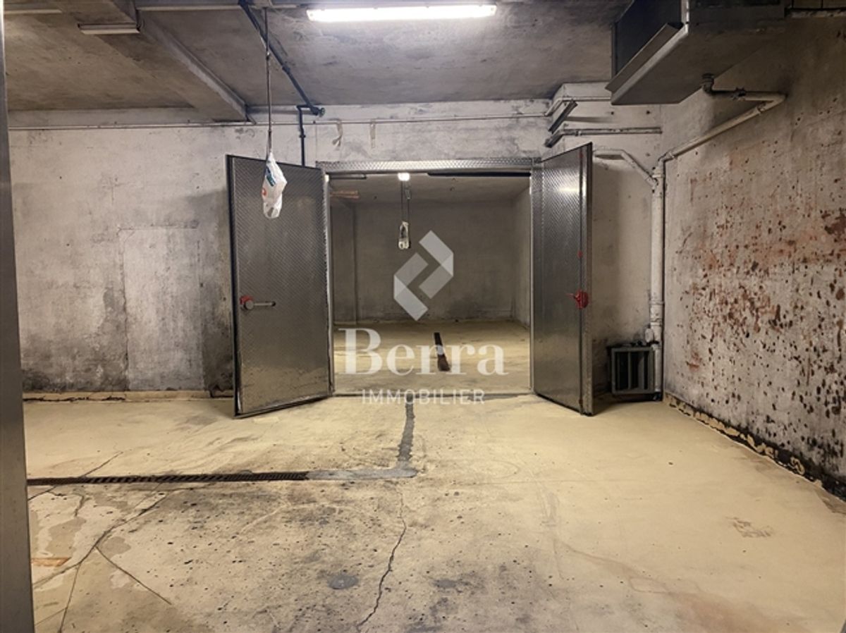 Vielseitiges Gebäude für Gewerbe und Handwerk - 3