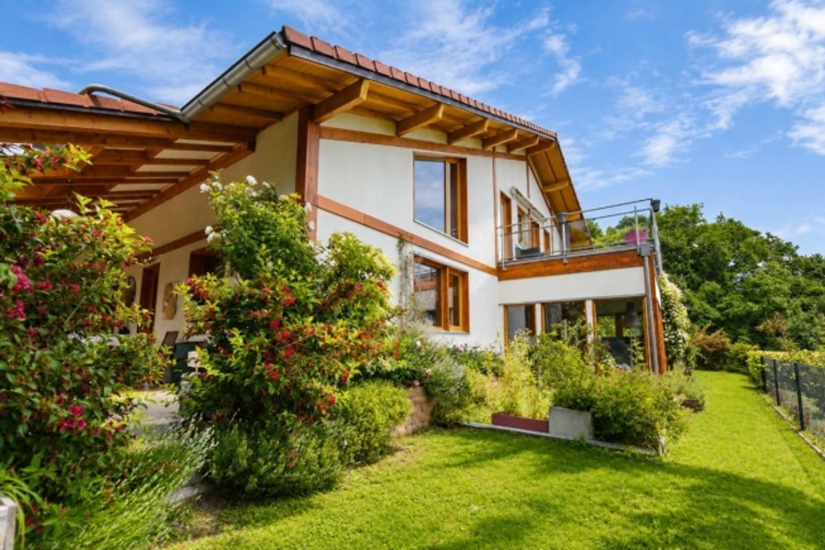 Maison familiale de 240 m² avec vue panoramique - 8