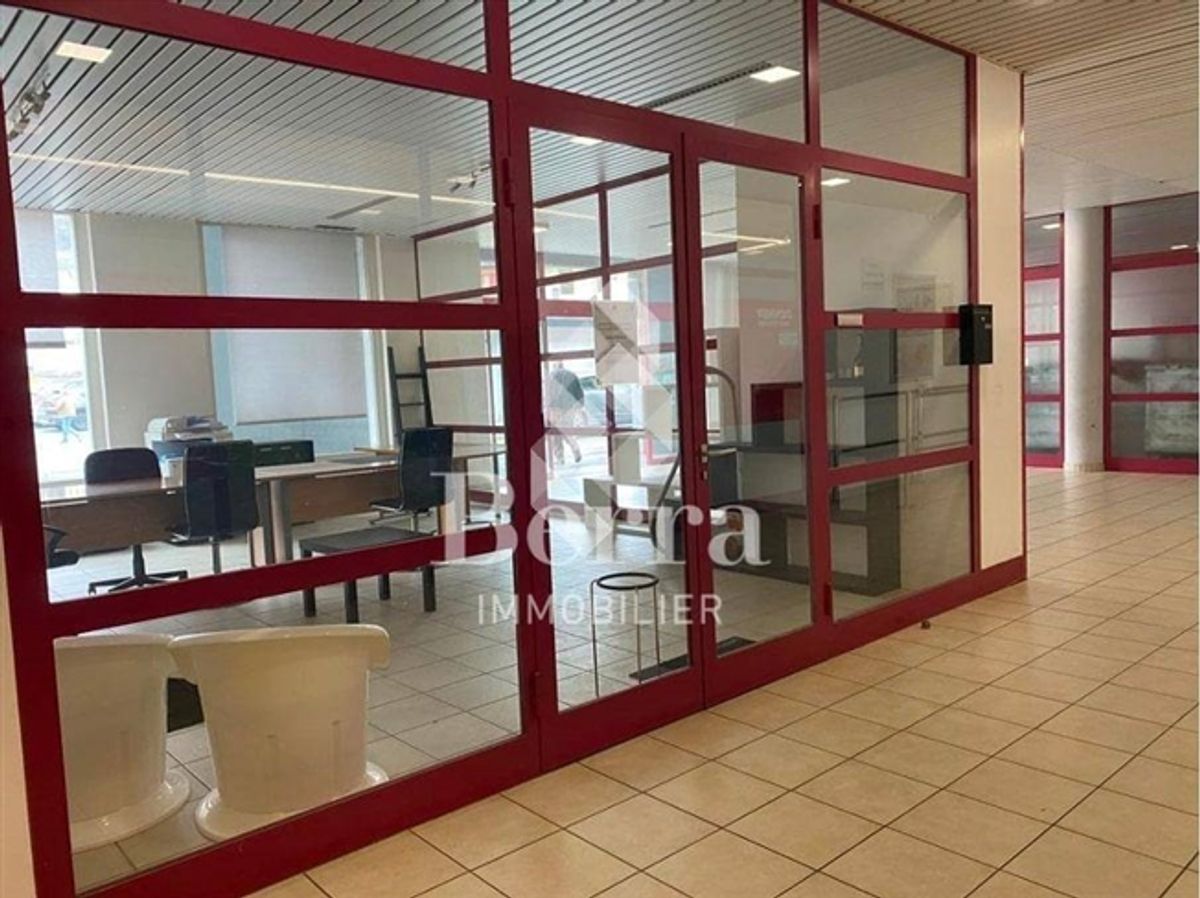 Geschäftslokal / Büro sofort zu vermieten - 0