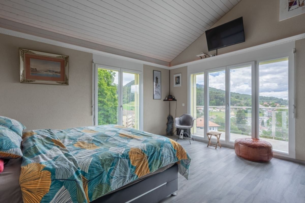 Villa de 5.5 pièces  Elégance contemporaine et panorama d'exception ! - 5