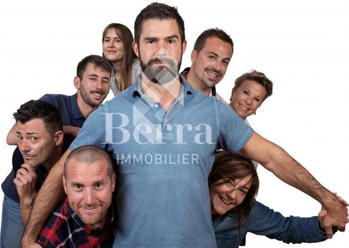 Büro im 1. Stock mit Balkon von 14m2 - 10