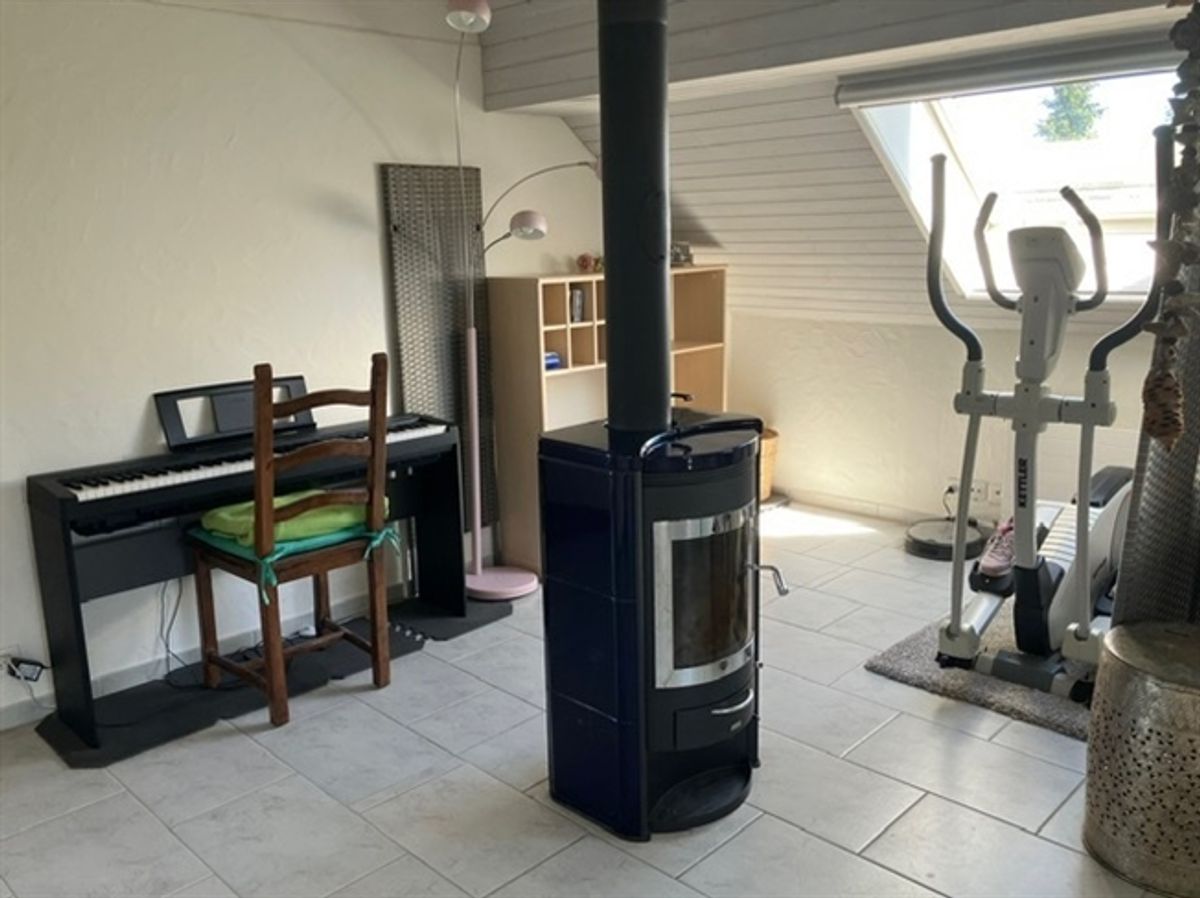 2½ ZIMMER-DACHWOHNUNG IN DIELSDORF (ZH), MÖBLIERT, TEMPORÄR - 1