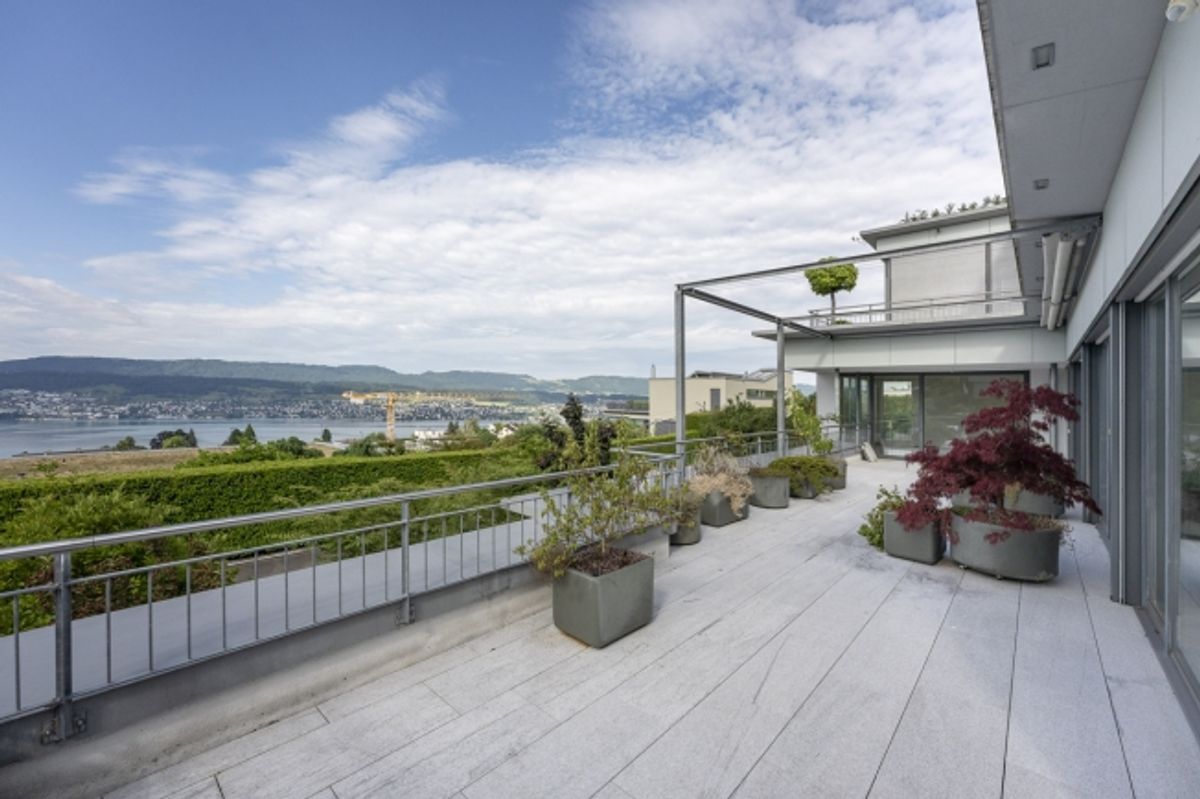 Exklusives Terrassenhaus mit traumhafter Seesicht - 8