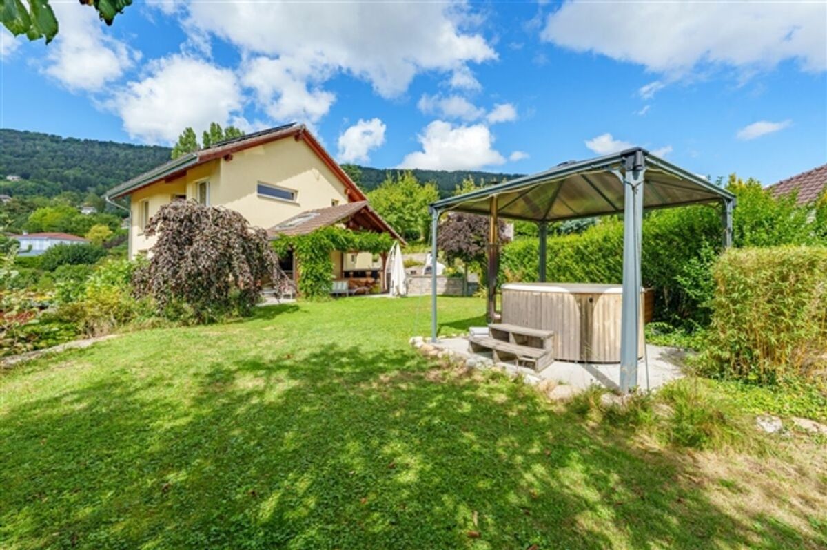 Prächtige Villa mit 7,5 Zimmern, vom Architekten entworfen, 7 Minuten von Grandson entfernt - 10