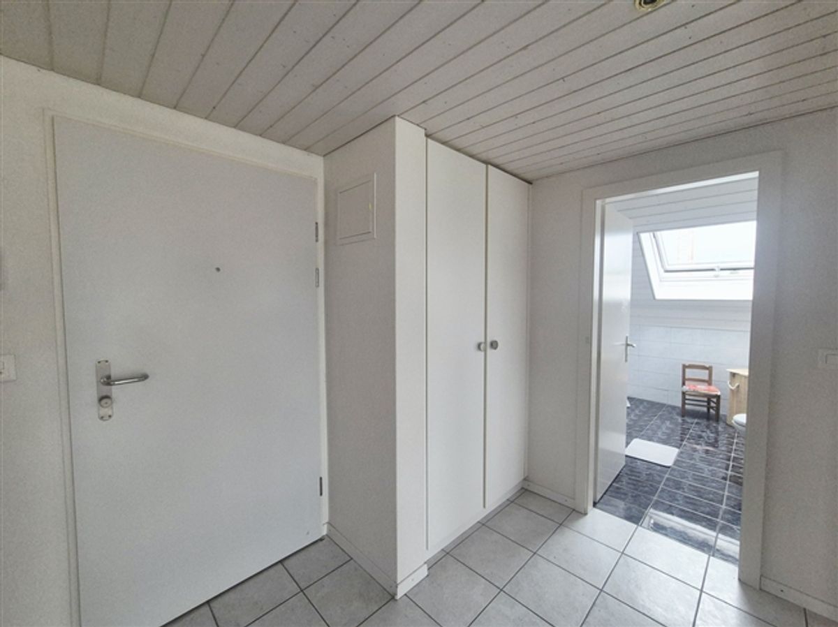CHÂBLES / 2,5 Zimmer + Mezzanin mit Seeblick - 11