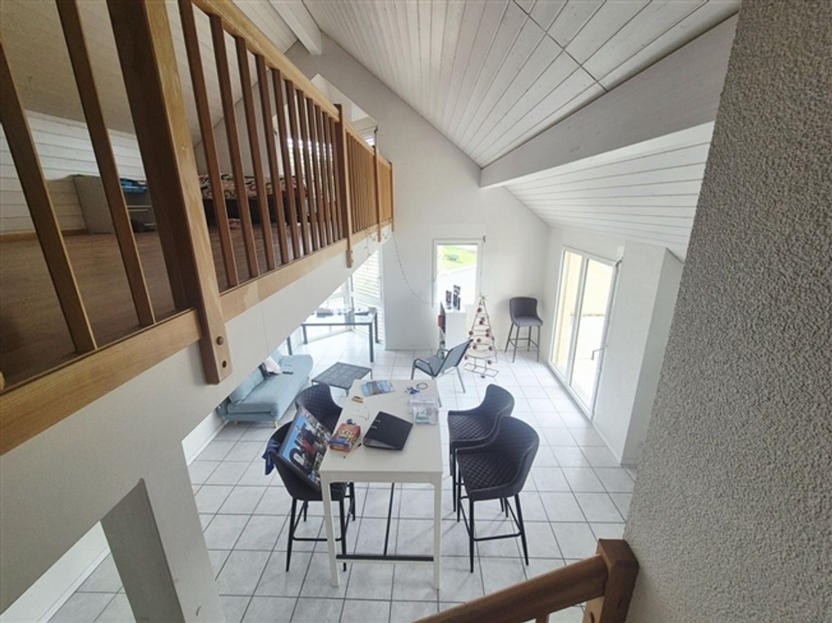 CHÂBLES / 2,5 Zimmer + Mezzanin mit Seeblick - 4
