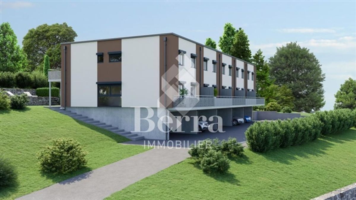 Geräumige, angrenzende Villa auf 3 Ebenen mit 5,5 Zimmern - 3