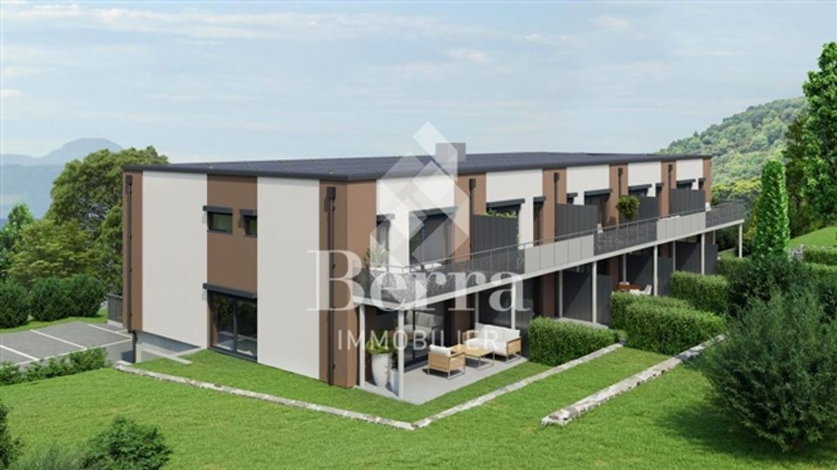 Geräumige, angrenzende Villa auf 3 Ebenen mit 5,5 Zimmern - 0