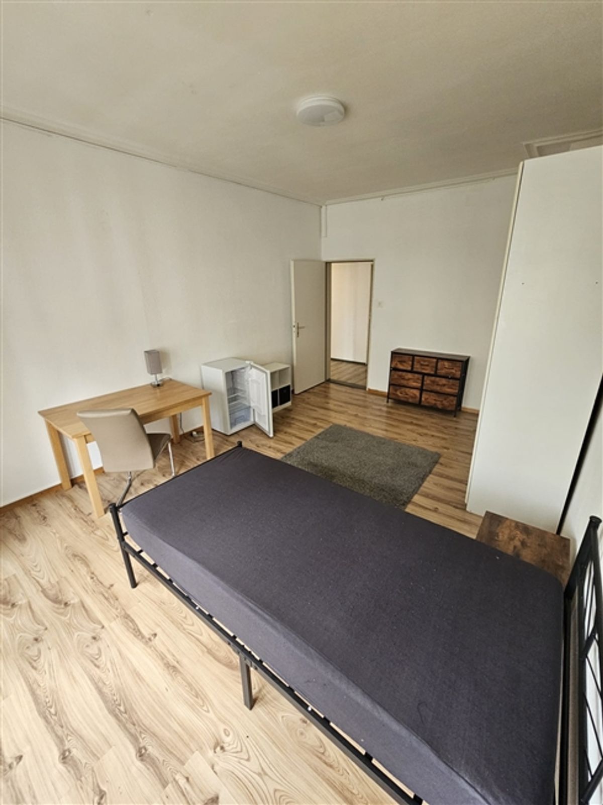  AG Möblierte Zimmer zentral in Kleinbasel nahe Universität und Novartis - 3
