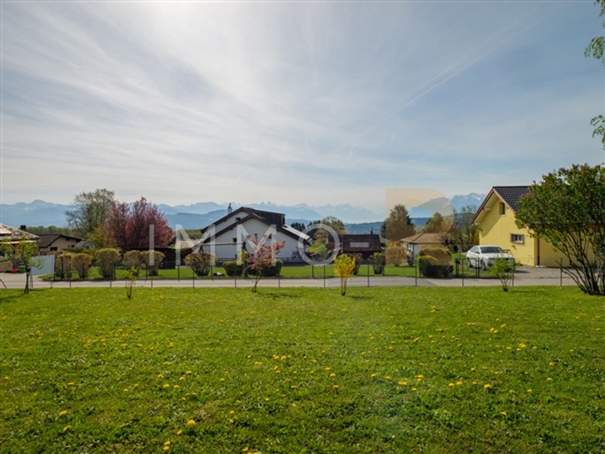 Einfamilienhaus mit Alpenblick auf 1 600 m² grossem Grundstück - 4