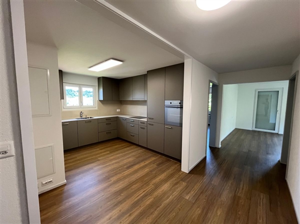 Erstbezug nach Totalsanierung – stilvolle 4.5-Zimmerwohnung - 0