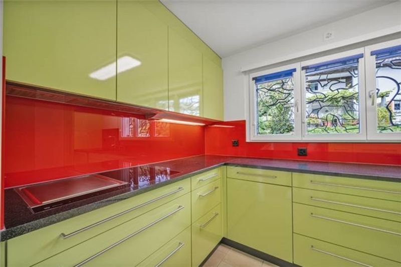 ATTRAKTIVE DOPPELHAUSHÄLFTE IN FAMILIENFREUNDLICHER LAGE - 5