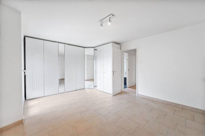 ATTRAKTIVE DOPPELHAUSHÄLFTE IN FAMILIENFREUNDLICHER LAGE - 8