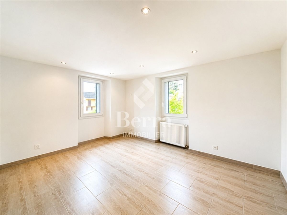4,5-Zimmer-Einfamilienhaus mit Nebengebäude - 5