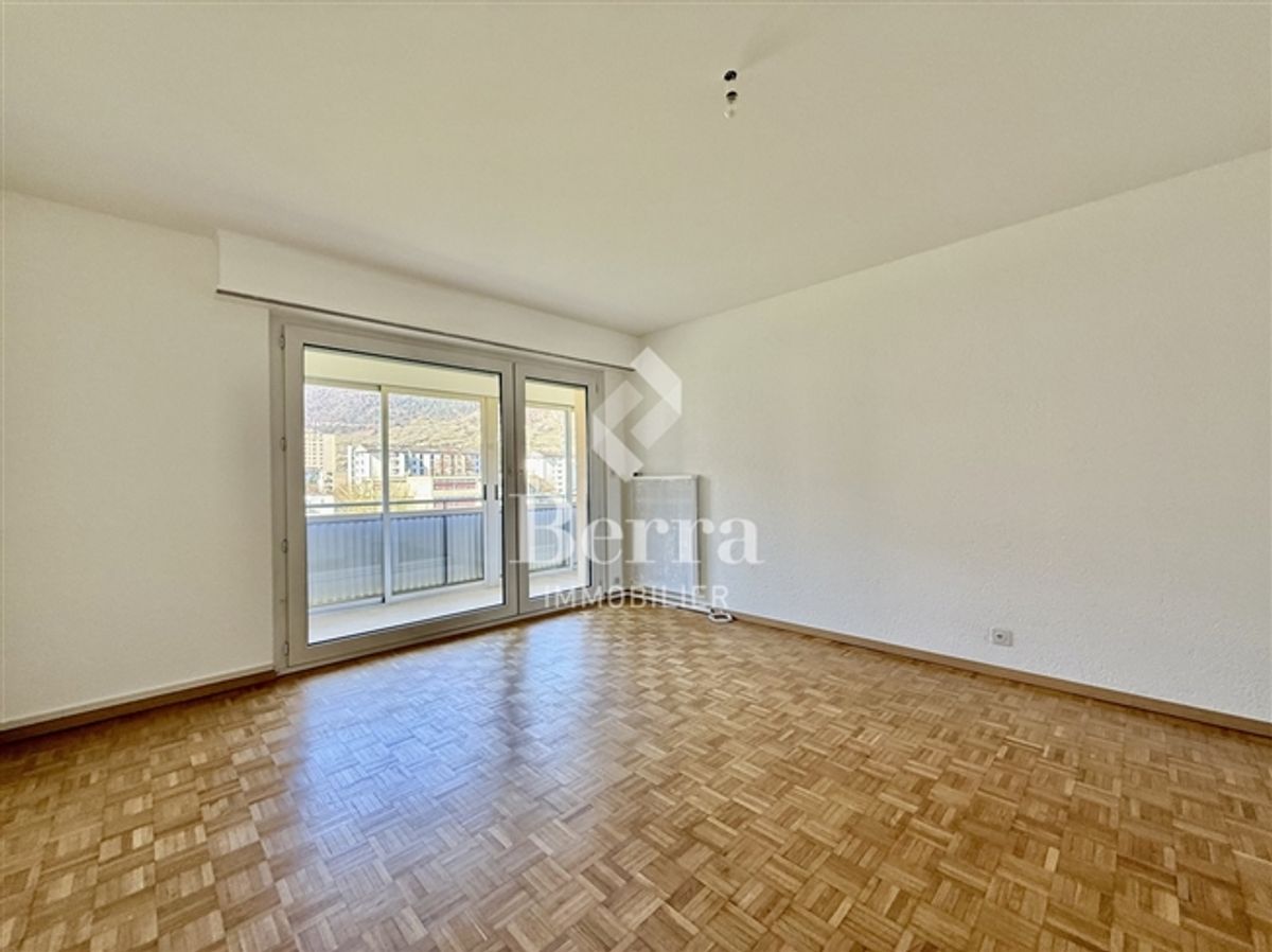Sehr schönes Apartment, nahe Bahnhof und mit Blick auf die Forclaz - 10
