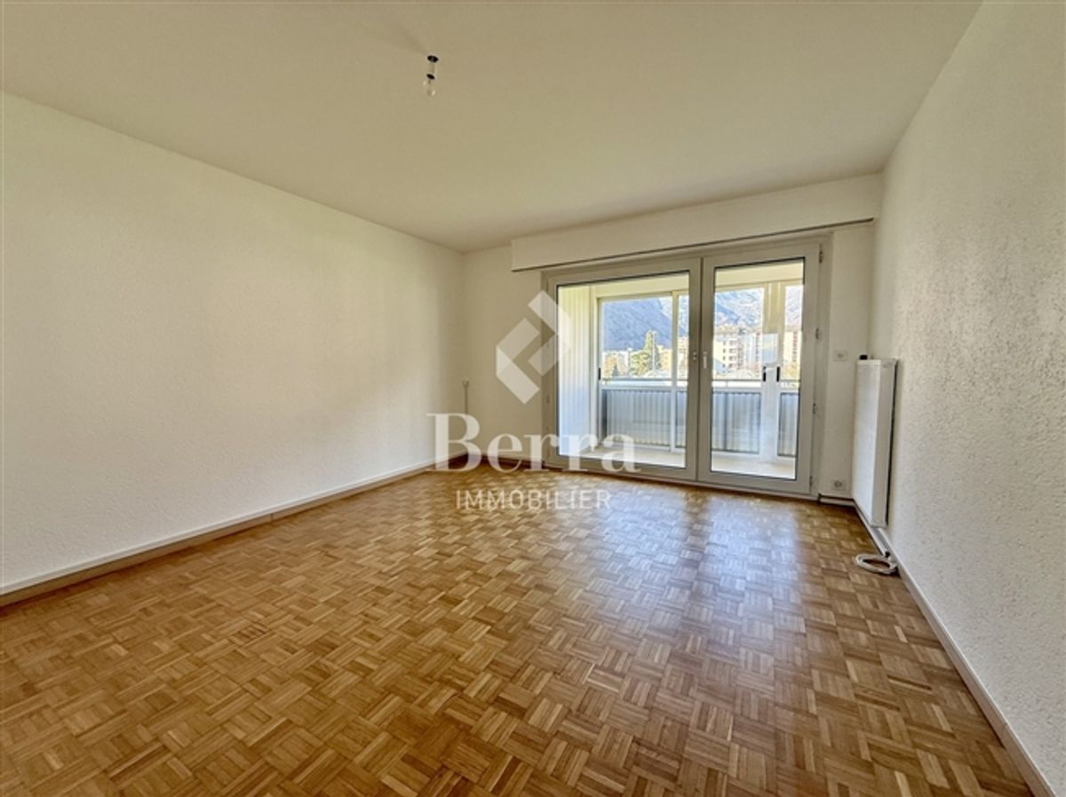 Sehr schönes Apartment, nahe Bahnhof und mit Blick auf die Forclaz - 6