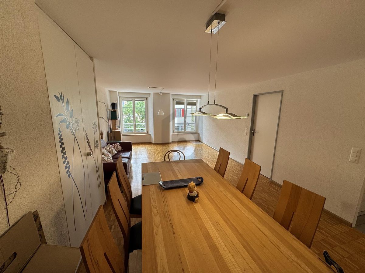 ZENTRAL MIT MODERNEM KOMFORT - 1