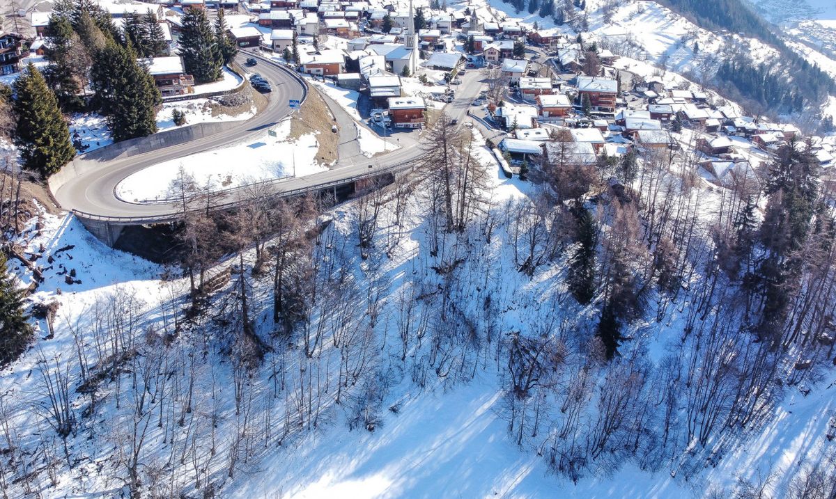 Exceptional opportunity in Verbier - 4 Vallées - 2