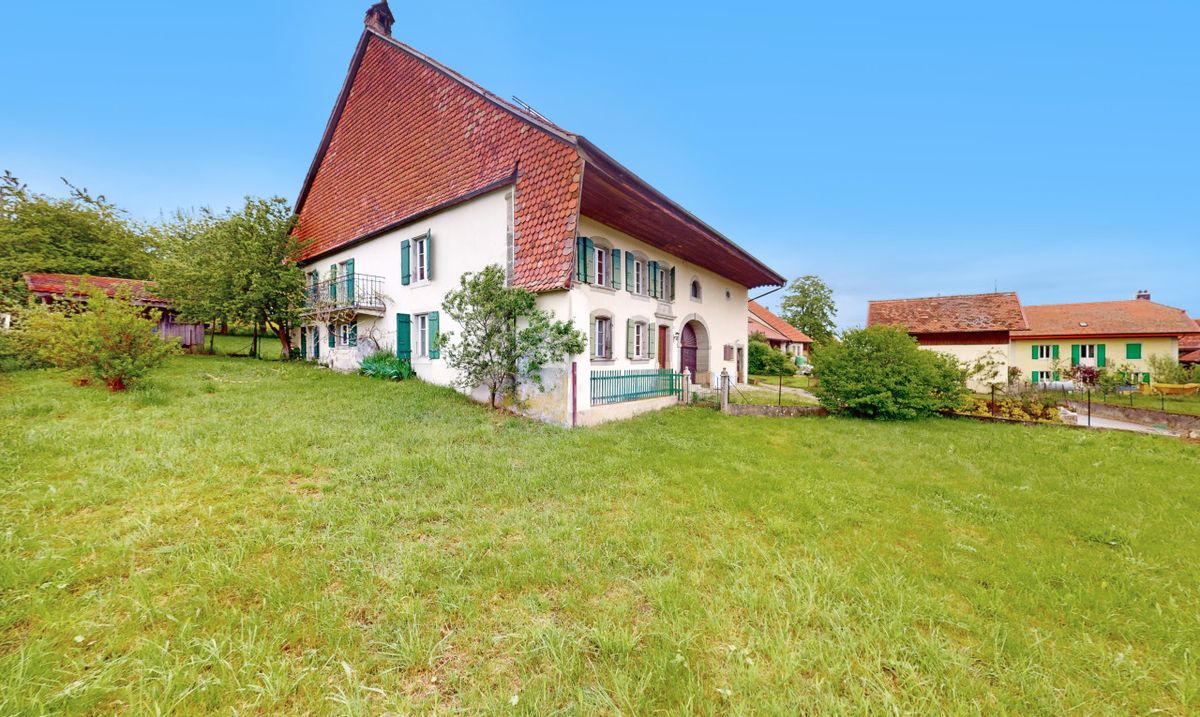 Magnificent farmhouse to renovate in absolute calm in Brenles - 2